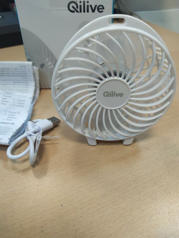 mini-wiatrak-usb-qilive-kpl-struga-2-lodz