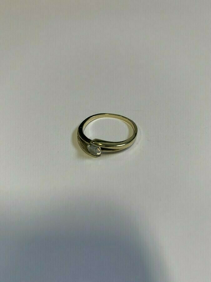 piekny-pierscionek-585-rozmiar-12-rodzaj-wyrob-jubilerski