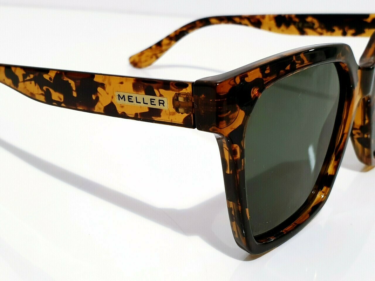 okulary-przeciwsloneczne-meller-shaira-tigris-oli-fason-inny