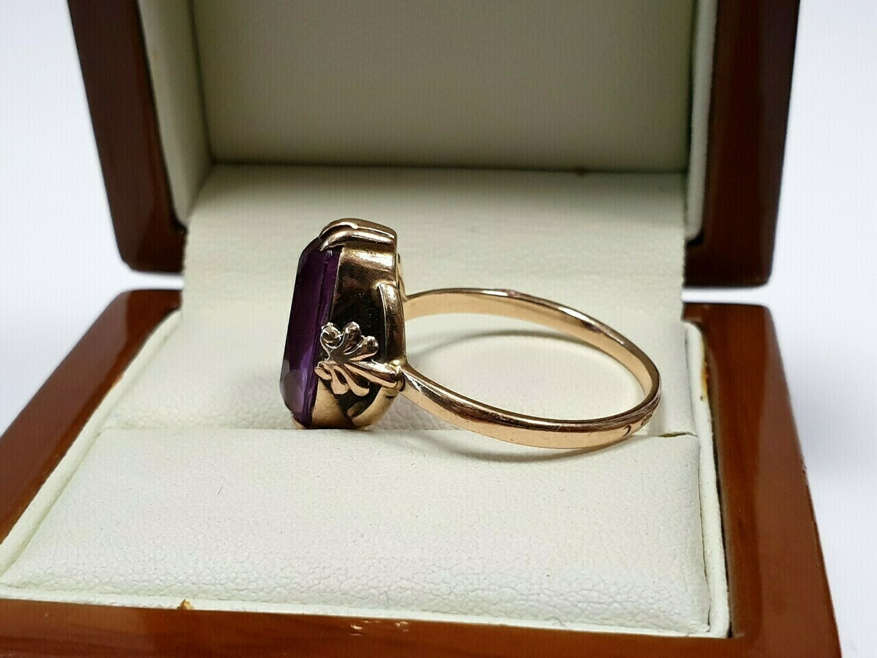 zloty-pierscionek-rodzaj-wyrob-jubilerski