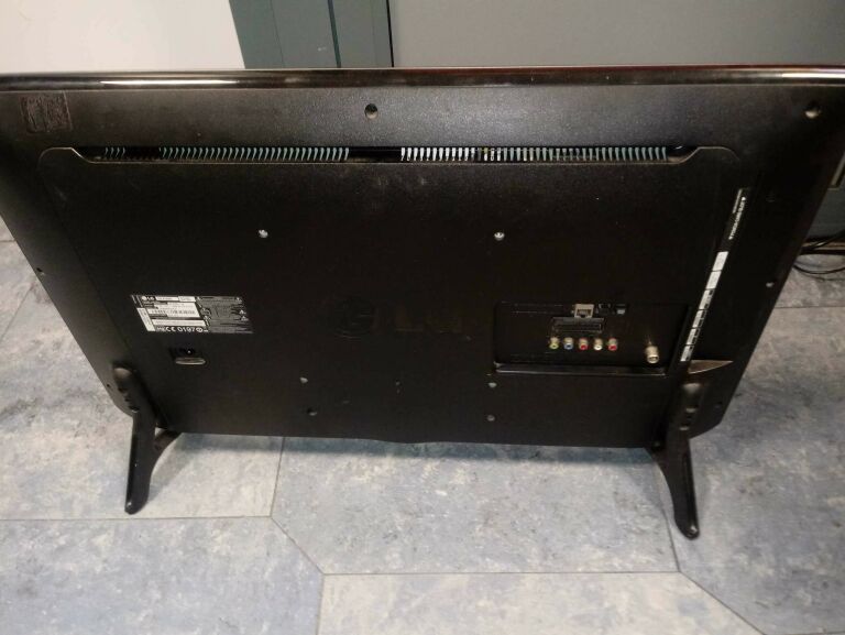 TELEWIZOR LG 32LF5800
