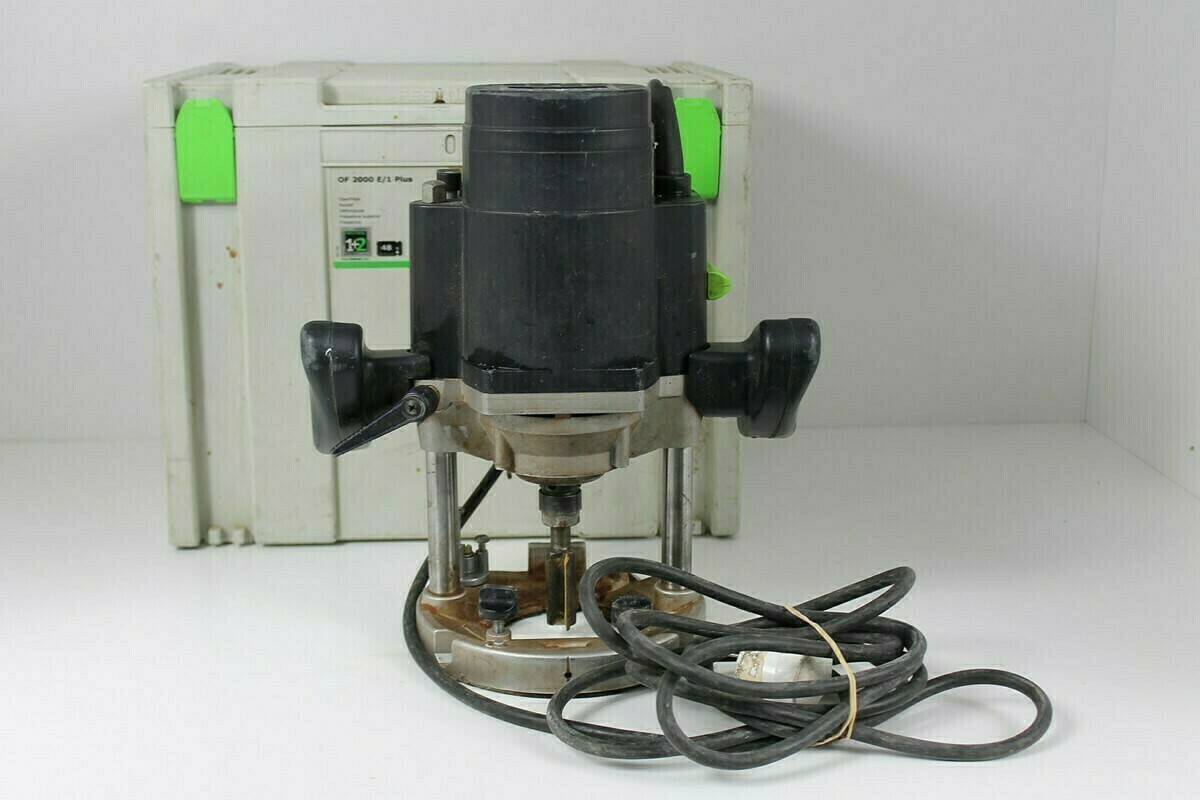 frezarka-festool-of-2000-e1-z-walizka-rodzaj-frezarki-gornowrzecionowa