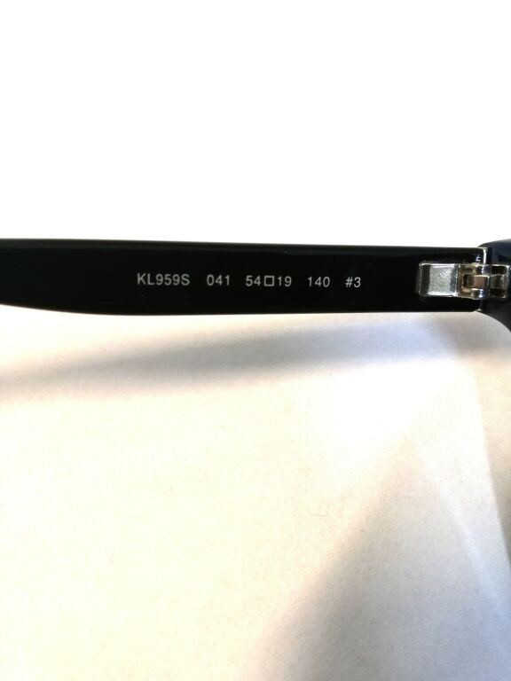 okulary-karl-lagerfeld-kl-959s-fason-inny