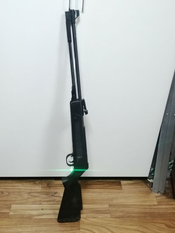 WIATRÓWKA KARABIN NACIĄG KANDAR WF600P 5,5MM