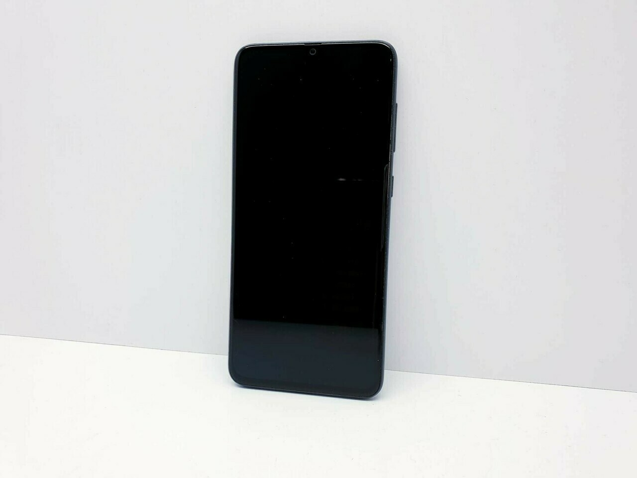 samsung-galaxy-a70-6128gb-67-4500mah-32mpx-opis-stan-uzywany