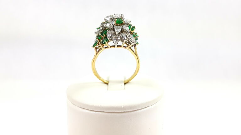 BOGATY PIERŚCIEŃ SZMARAGDY DIAMENTY 750 10.33G 27