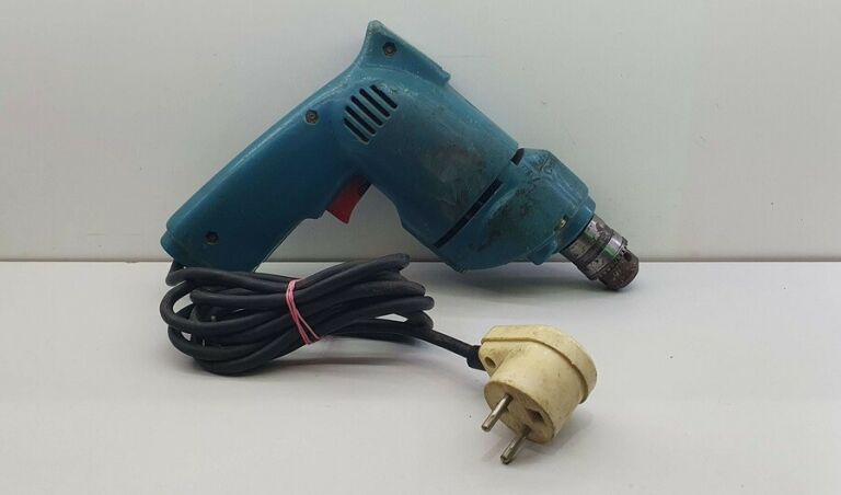 WIERTARKA MAKITA 6510