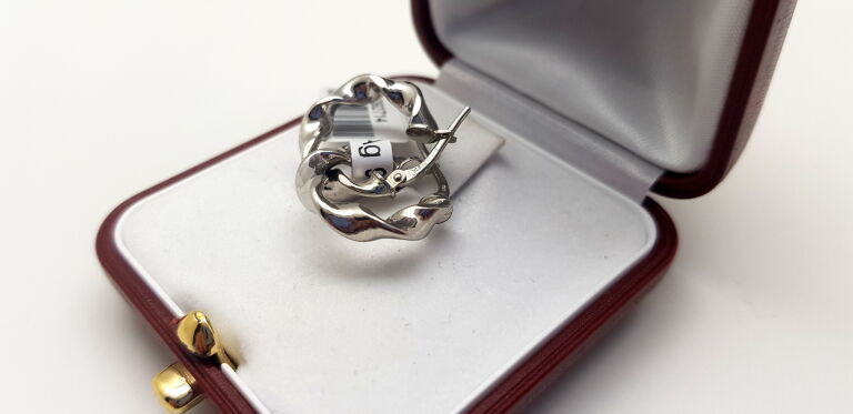 piekne-srebrne-kolczyki-rodzaj-wyrob-jubilerski