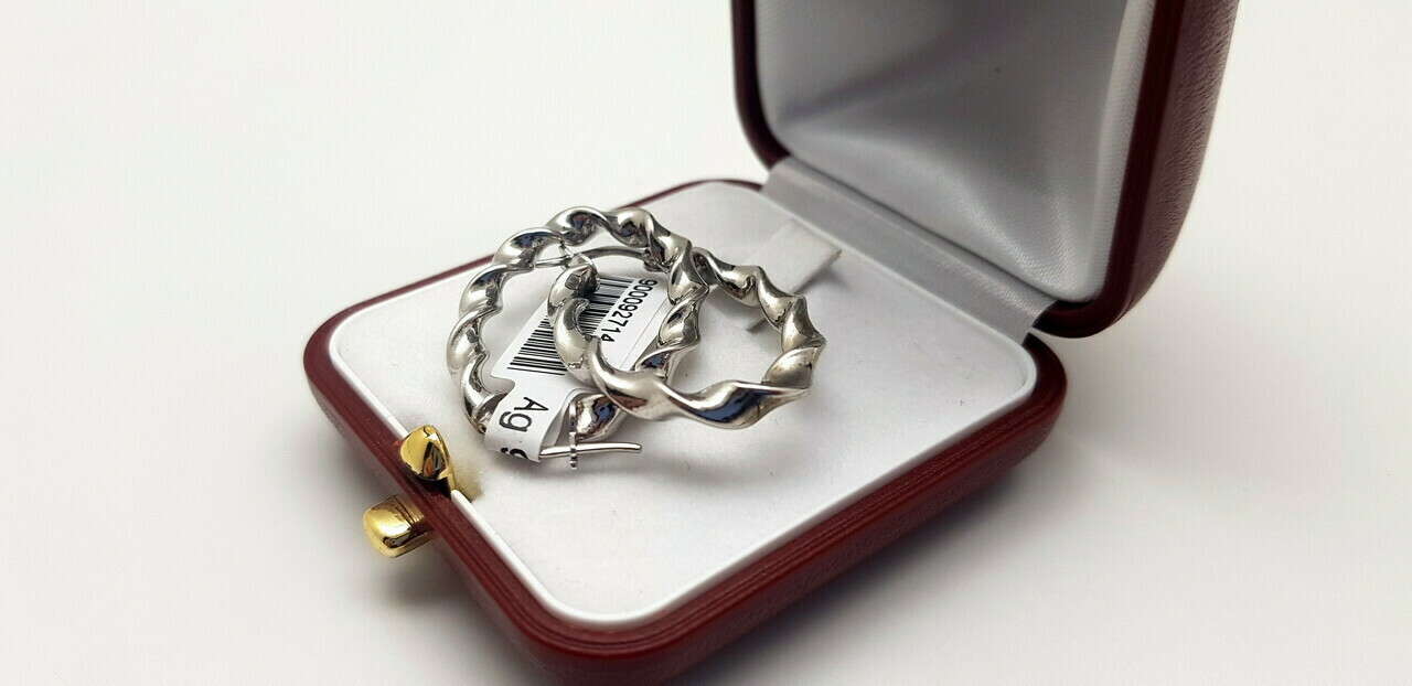 piekne-srebrne-kolczyki-material-srebro