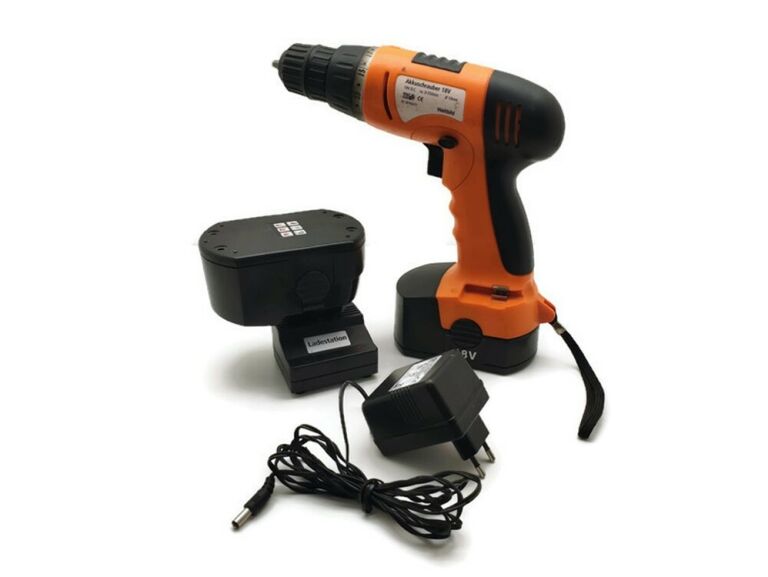 wkretarka-akumulatorowa-weltbild-18v-lad-2-aku-strzegomska-200-wroclaw