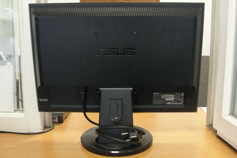 MONITOR ASUS VW202S