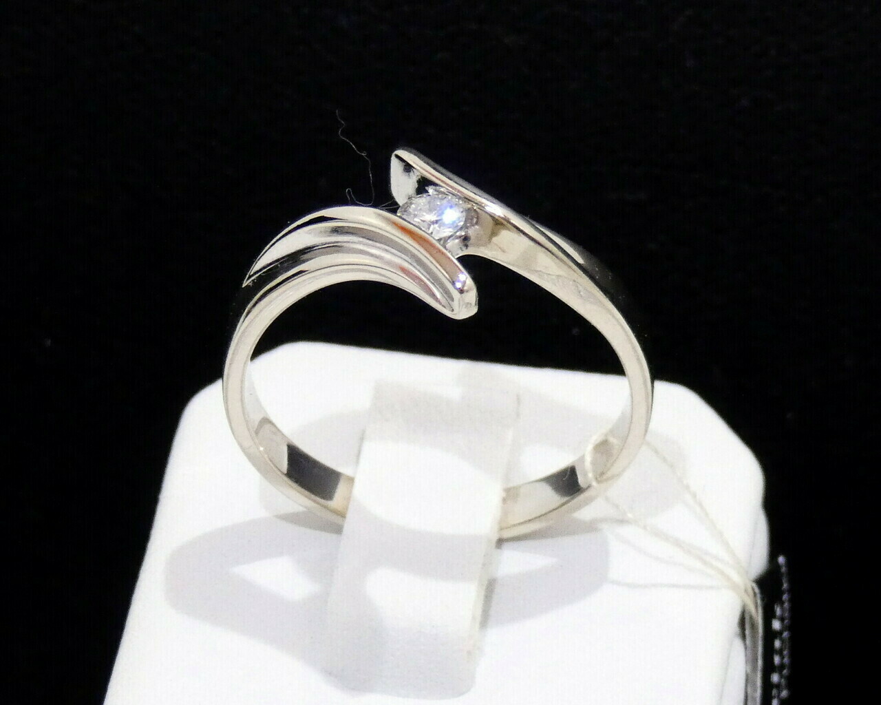 pierscionek-z-bialego-zlota-z-brylantem-01ct-r14-stan-11323-2