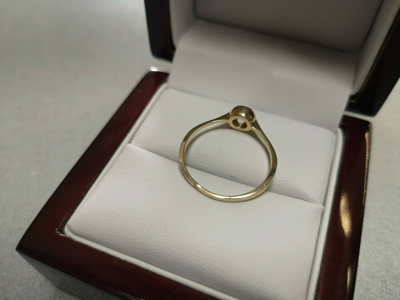 zloty-pierscionek-rodzaj-wyrob-jubilerski