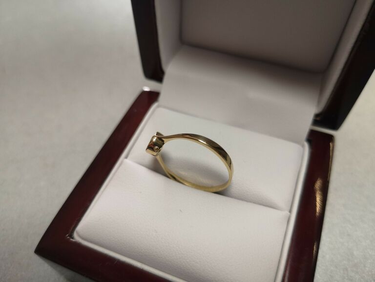 zloty-pierscionek-marka-inna-marka