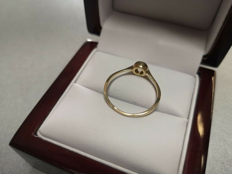 zloty-pierscionek-rodzaj-wyrob-jubilerski