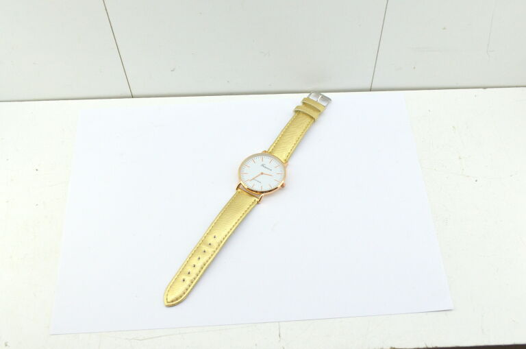 ZEGAREK DAMSKI GENEVA PLATINUM