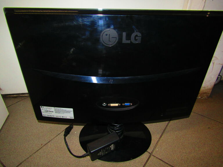 MONITOR LG FLATRON E2240T-PN