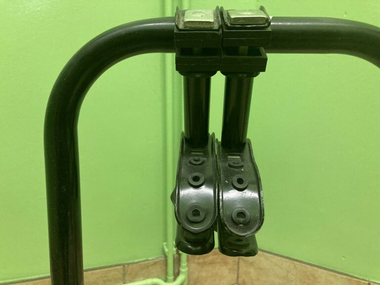 bagaznik-rowerowy-na-hak-z-oswietleniem-model-h