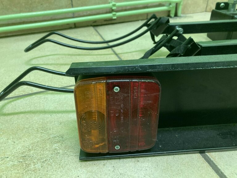 bagaznik-rowerowy-na-hak-z-oswietleniem-okulickiego-92-stalowa-wola