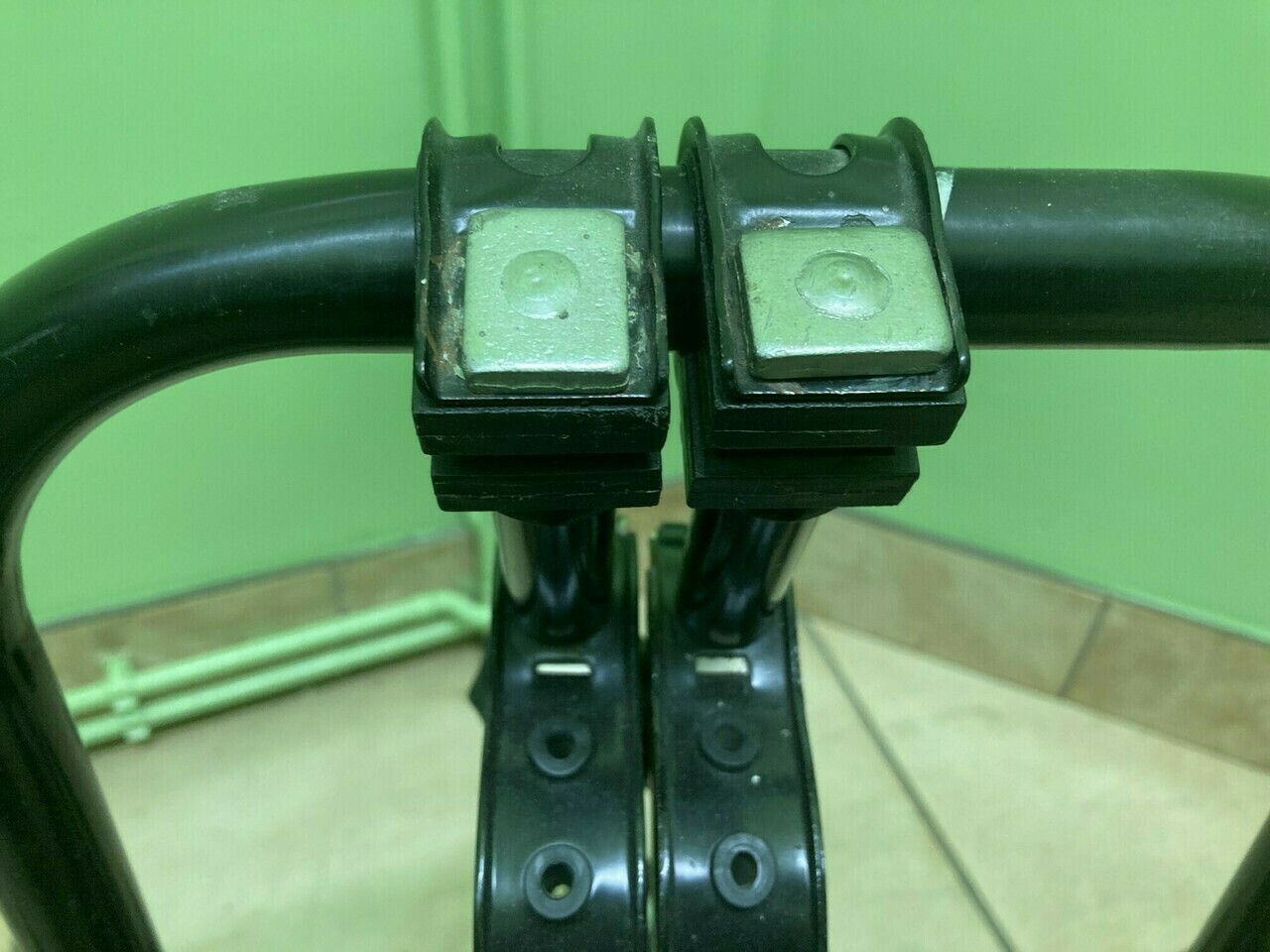 bagaznik-rowerowy-na-hak-z-oswietleniem-product-id