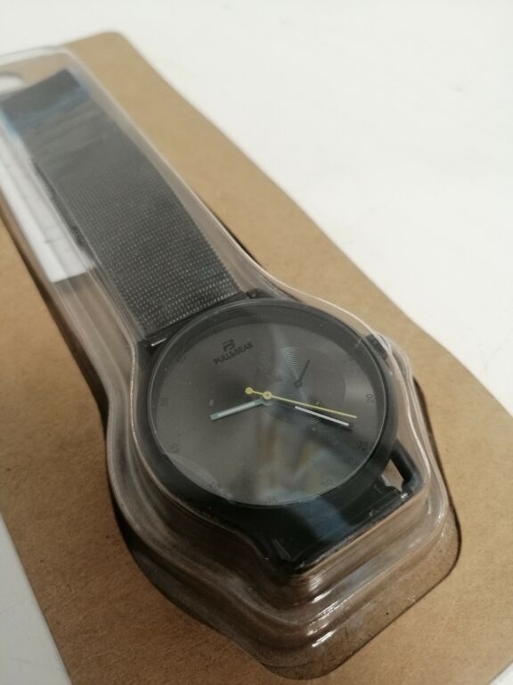 zegarek-pullbear-marka-inna-marka