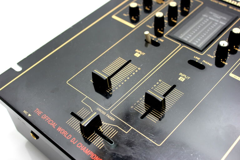 MIKSER TECHNICS SH-DJ1200
