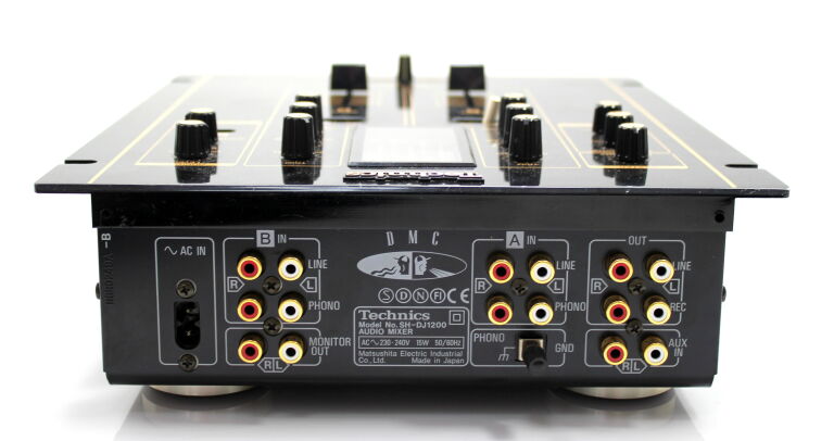 MIKSER TECHNICS SH-DJ1200