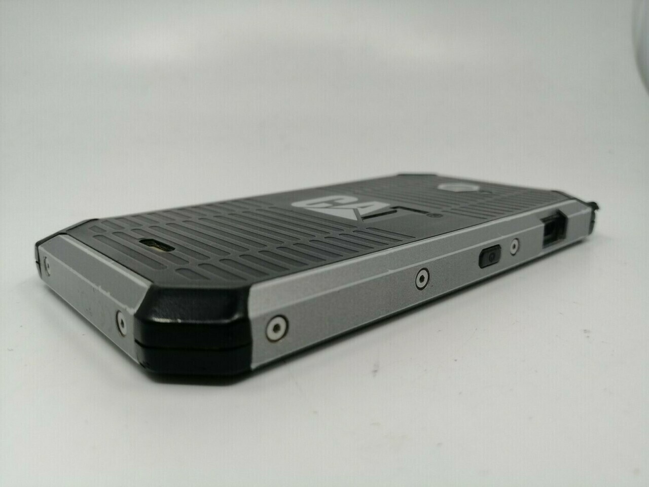 smartphone-cat-s50-28gb-przekatna-ekranu-470