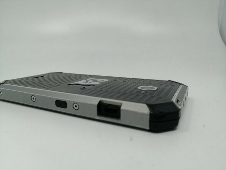 smartphone-cat-s50-28gb-wbudowana-pamiec-8-gb