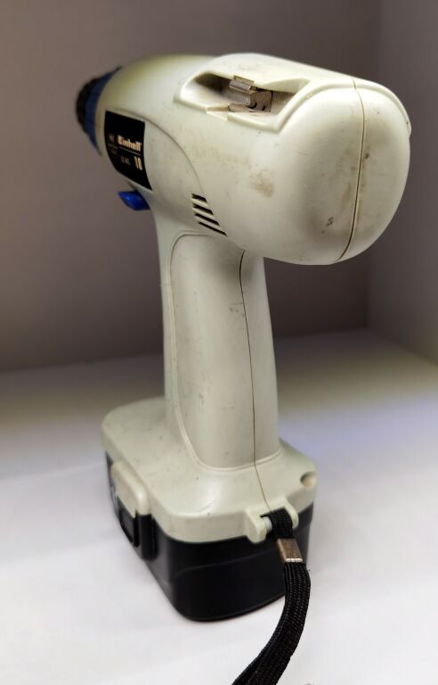 wkretarka-einhell-le-as-18ladowarka-marka-einhell