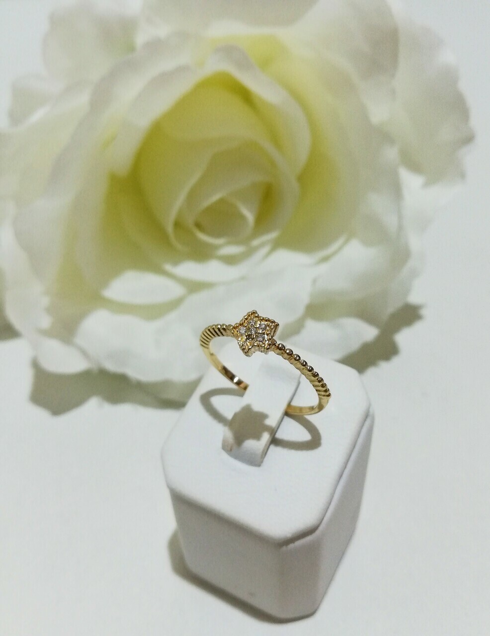 pierscionek-kwiatek-r15-material-15835-2