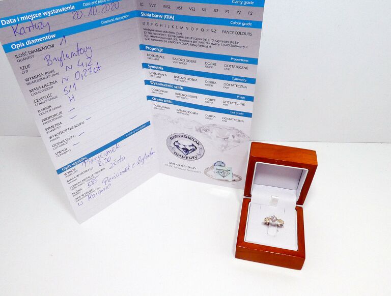 piekny-zloty-pierscionek-z-brylantem-232-g-585-r10-ean-gtin-5905868203950