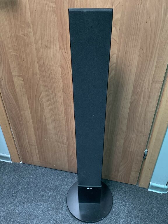 ZESTAW KINA DOMOWEGO LG SH52TH