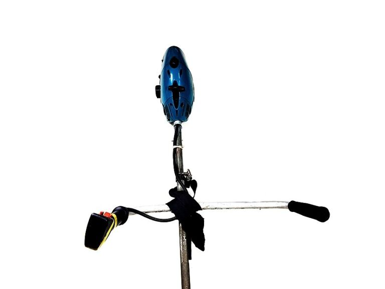 kosa-spalinowa-makita-dbc-300-zasilanie-spalinowe