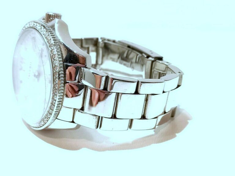 zegarek-damski-fossil-cecile-am4481-elegancki-ksztalt-koperty-okragla