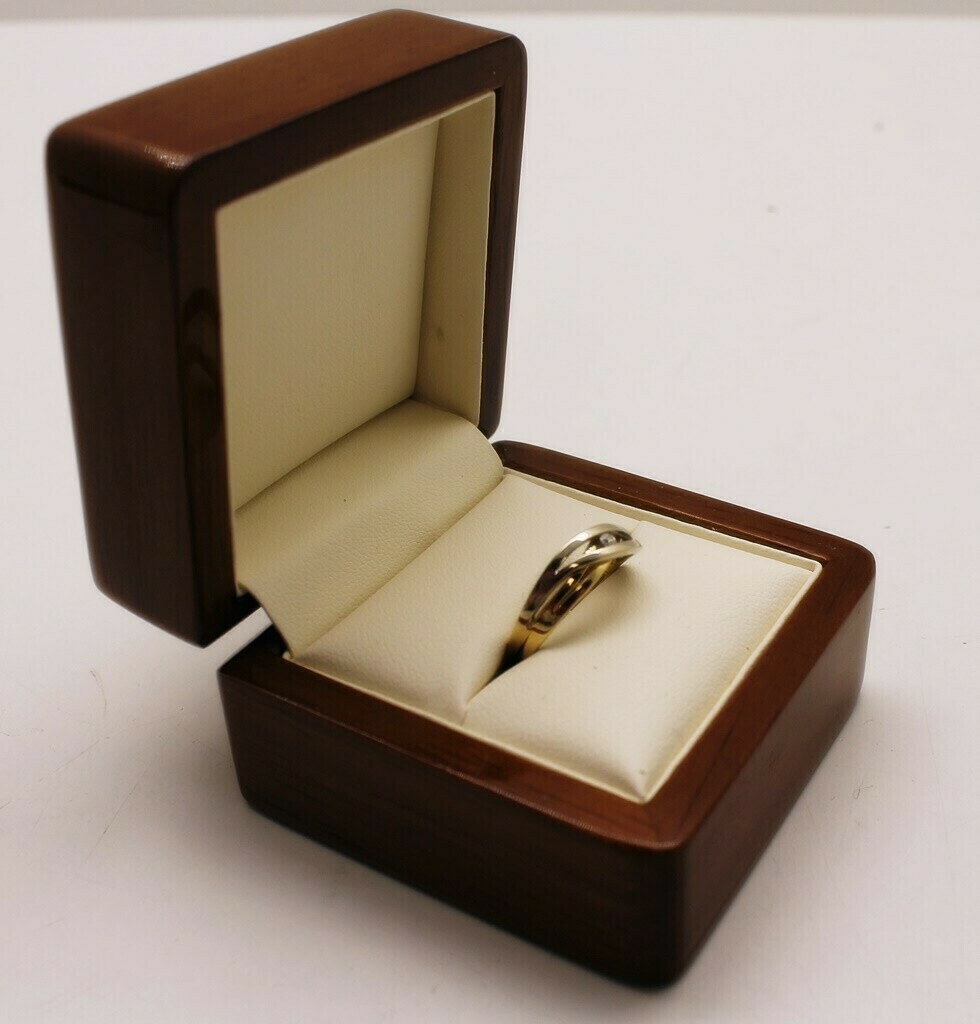 sliczny-zloty-pierscionek-z-brylantem-pr585-r10-stan-11323-2