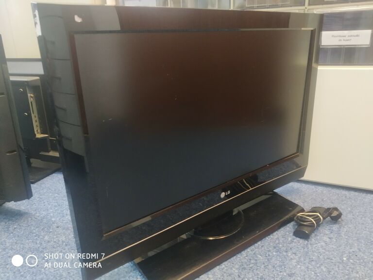 TELEWIZOR LG 32LC52 32 CALE 2 X HDMI HD READY OPI