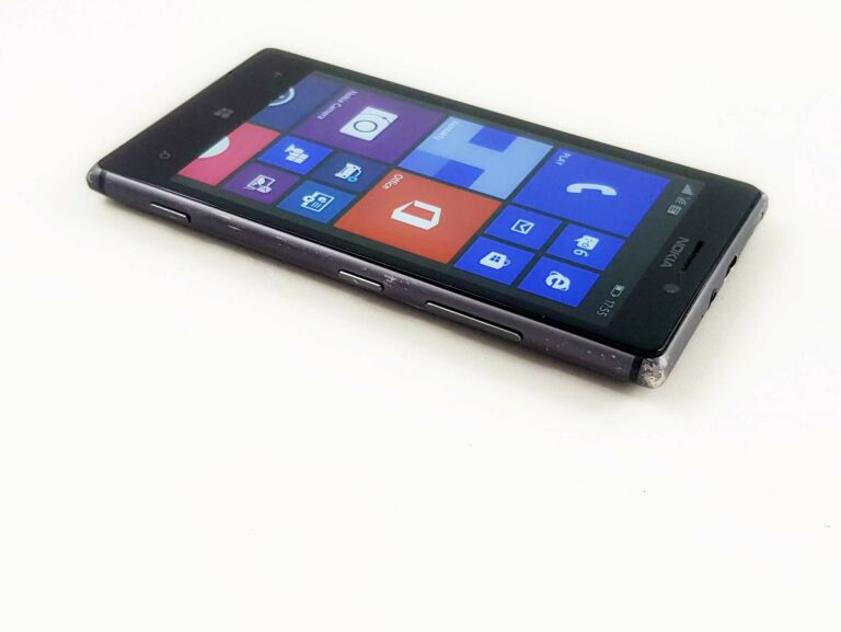 NOKIA LUMIA 925 / 16GB/ 1GB RAM/ 8 MPX/ 4,50'