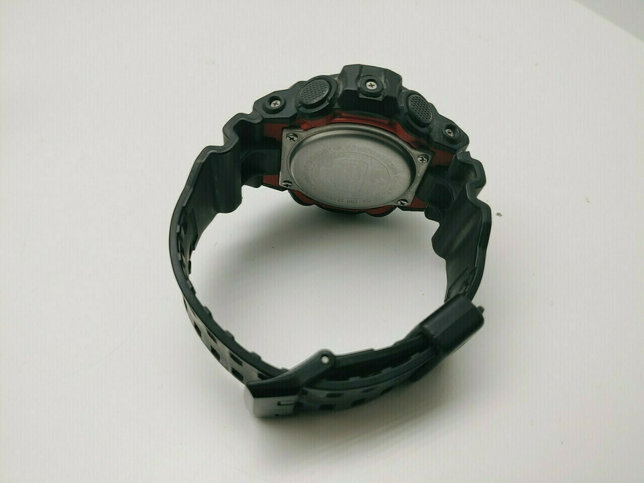 meski-zegarek-casio-g-shock-ga-700-wroclaw-typ-nareczny