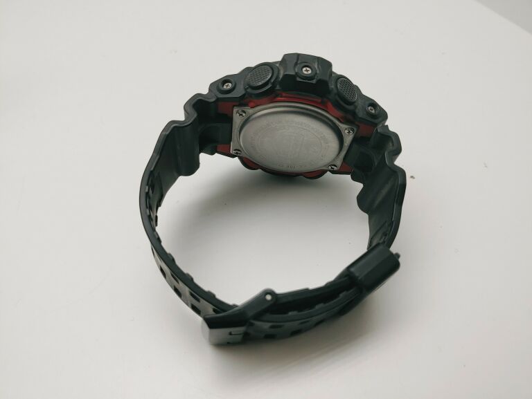 meski-zegarek-casio-g-shock-ga-700-wroclaw-typ-nareczny