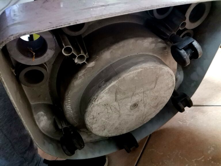 odkurzacz-przemyslowy-hitachi-wde-1200-maksymalna-moc-1200