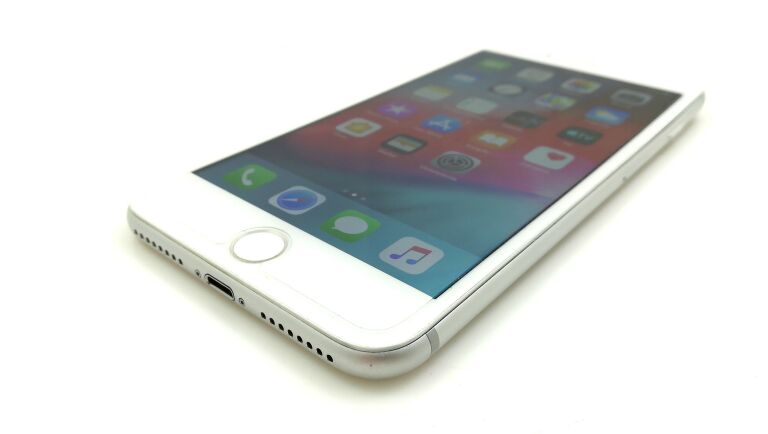 APPLE IPHONE 8 PLUS | 3/64GB | 5,5" | 12MPIX