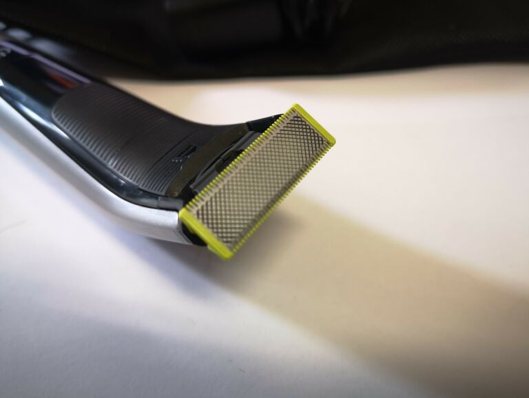 GOLARKA PHILIPS QP6620 ONEBLADE PRO FACE AND BODY