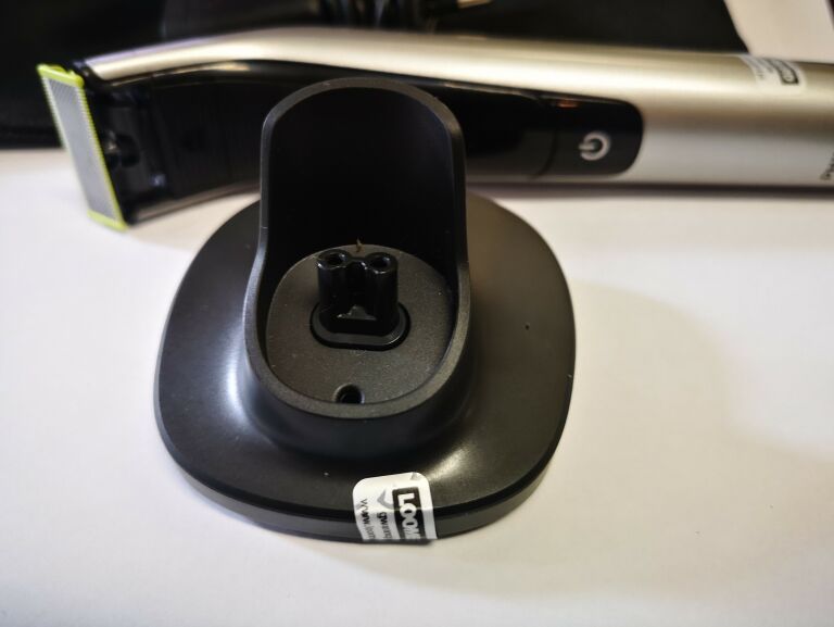 GOLARKA PHILIPS QP6620 ONEBLADE PRO FACE AND BODY