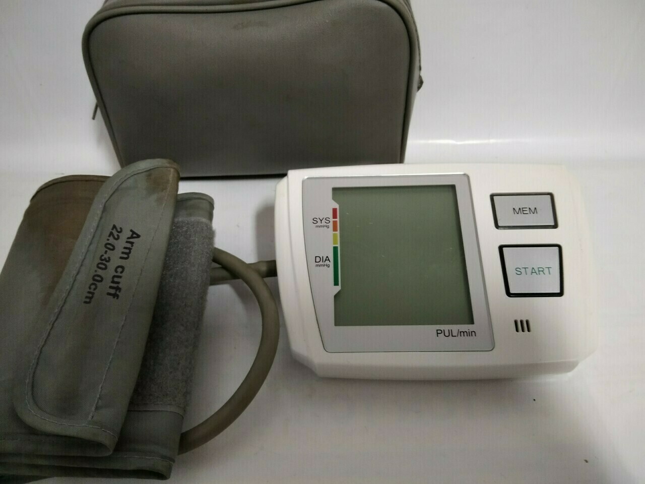 cisnieniomierz-clarus-bm-5207-automatyczny-miejsce-pomiaru-ramie