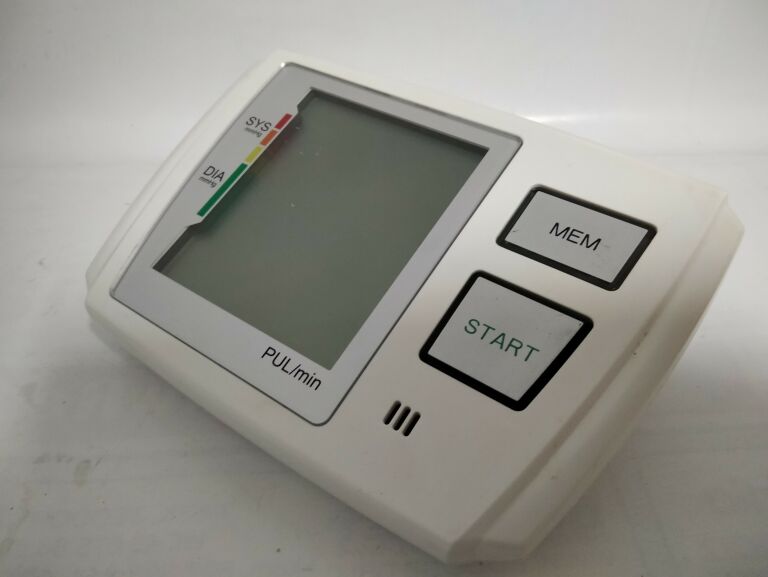 cisnieniomierz-clarus-bm-5207-automatyczny-orla-42-pabianice