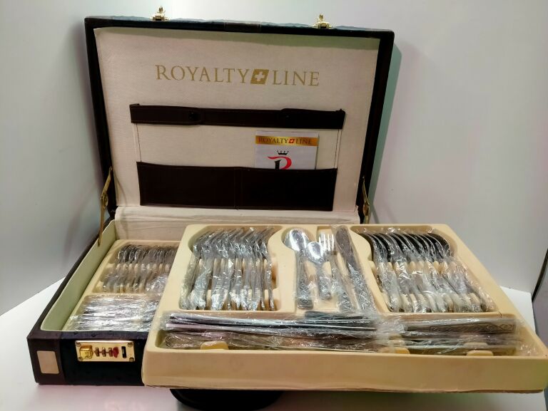 SZTUĆCE ROYALTY LINE 72 SZTUKI KOMPLET