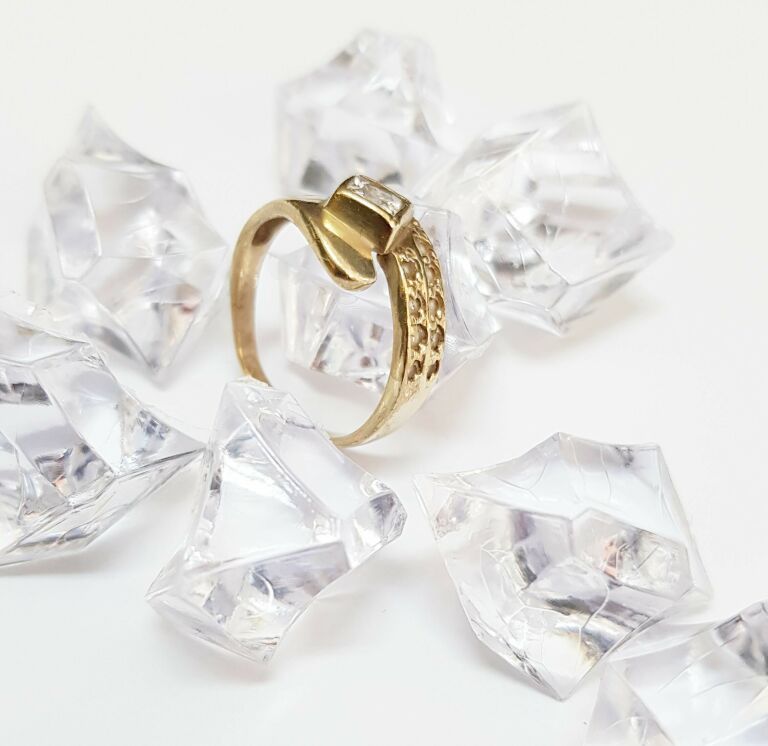 zloty-pierscionek-398g-p585-r13-rodzaj-wyrob-jubilerski