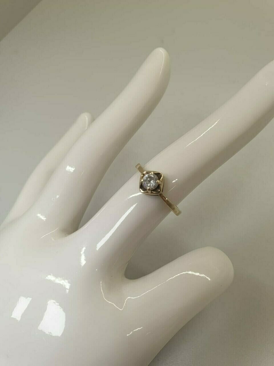 zloty-pierscionek-z-cyrkonia-333-r15-145g-waga-236