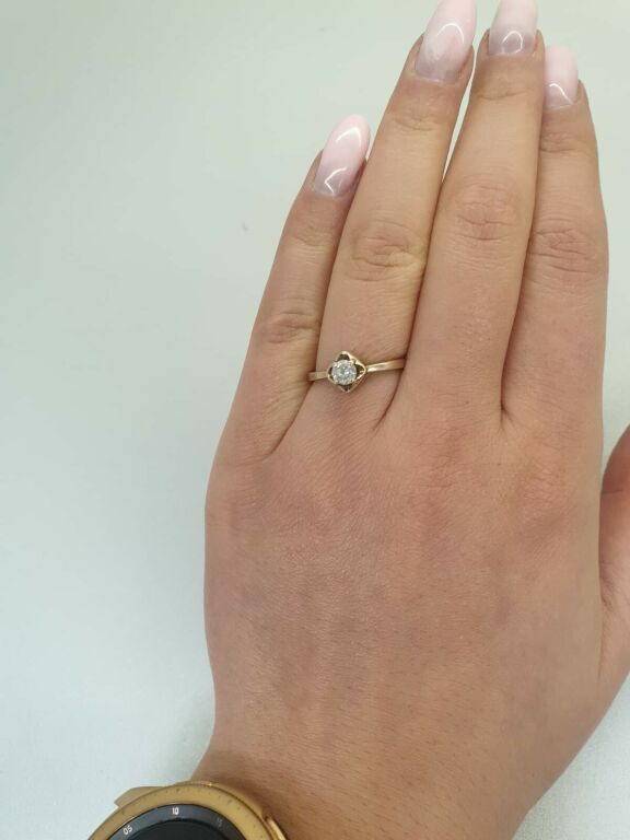 zloty-pierscionek-z-cyrkonia-333-r15-145g-kolor-dominujacy-205826-225106